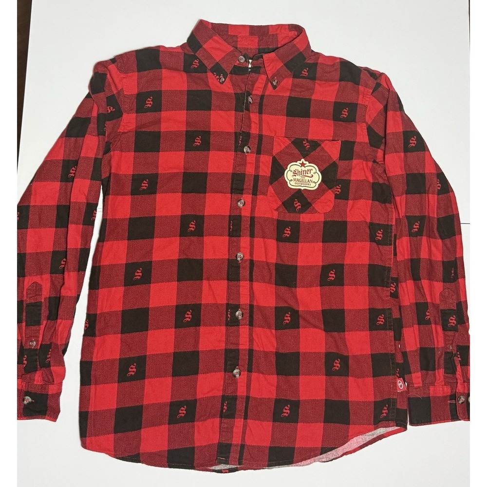 Magellan Outdoors Shirt Men's Small Red Black‎ Shiner Bock Long sleeve Button